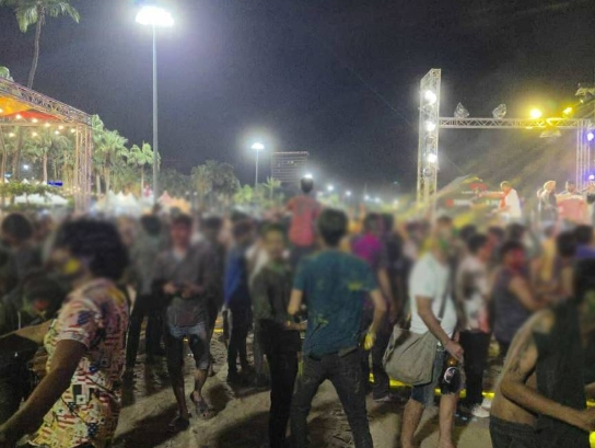 外国游客在芭提雅打起来了…….png