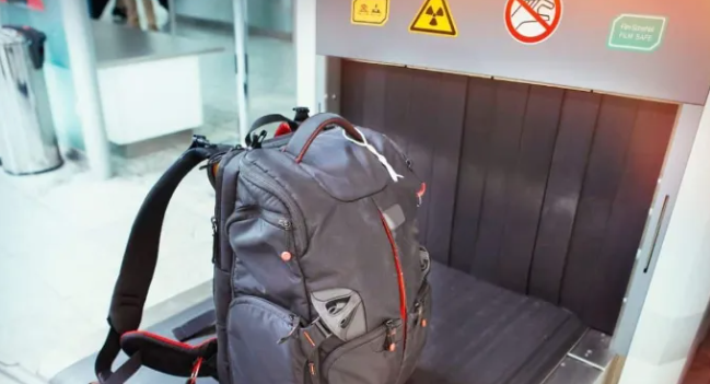 搜查旅客行李，服务费将上调！泰国不再便宜，入境泰国新规，将在2026年6月和10月生效